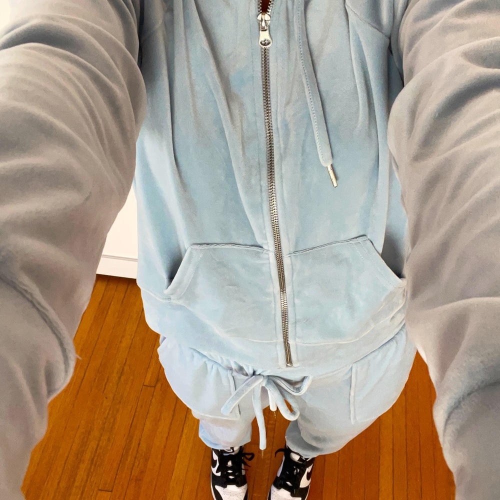 light blue velvet matching sweat set 💙